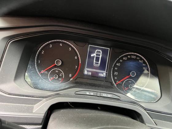VOLKSWAGEN VIRTUS 1.6 MSI TOTAL FLEX AUTOMÁTICO